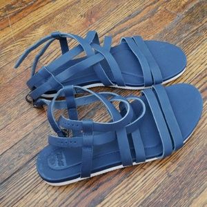 Teva Blue Avalina Crossover Leather Sandals size 8